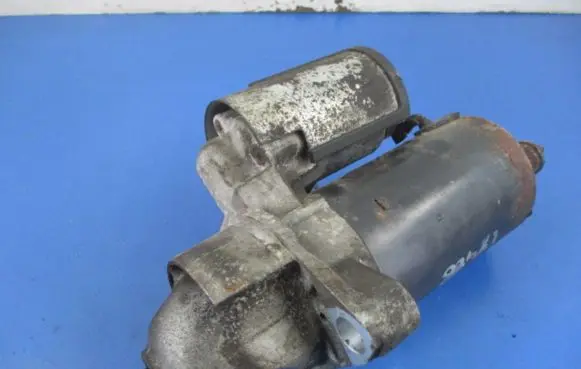 Audi A4 S4 B5 8D Starter motor 078911023
