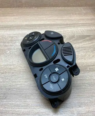Ford Focus Climate control unit 2S4H18C612AH