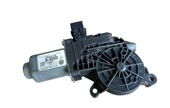 Skoda Fabia Mk2 (5J) Front door window regulator motor 6Q2959802H