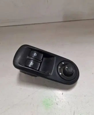 Opel Movano A Electric window control switch 8200206602