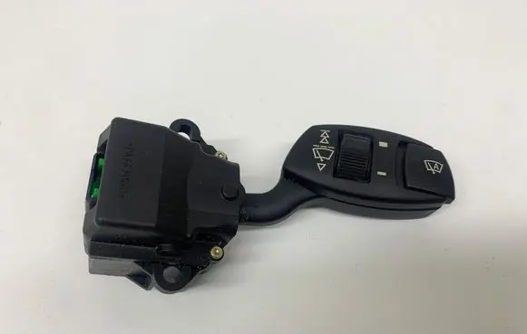 BMW 5 E60 E61 Wiper control stalk 6924107 6924107A