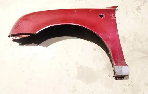 Nissan Micra Fender Vysnine