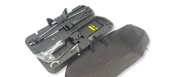 Fiat 500X Lift Jack 