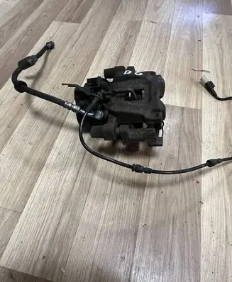 Land Rover Discovery Sport Rear brake caliper FK722K327BE L986E09ZU6ES