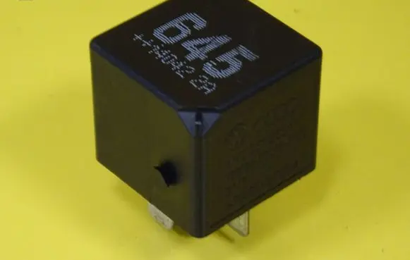 Audi A8 S8 D3 4E Other relay 4H0951253A