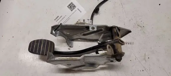 Renault Trafic II (X83) Brake pedal 820032052000 93852424