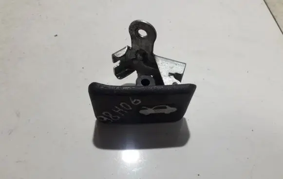 Honda Civic Engine bonnet (hood) release handle