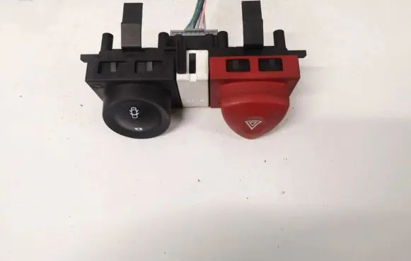 Renault Megane II Hazard light switch 8200095493 8200109723