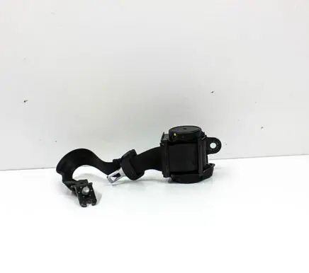 Volkswagen Jetta VII Rear seatbelt 17A857805A