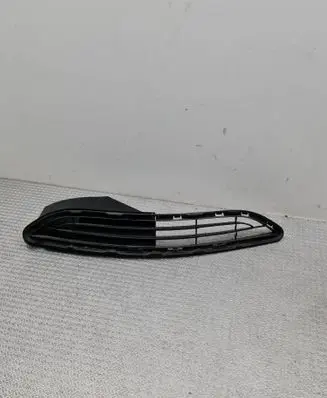 Toyota Aygo AB40 Front bumper lower grill 531140H010