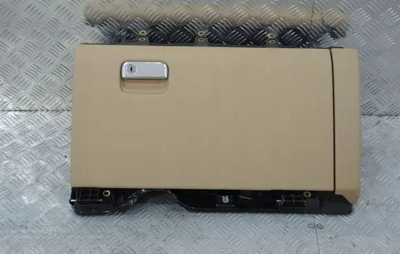 Porsche Cayenne (92A) Glove box set 