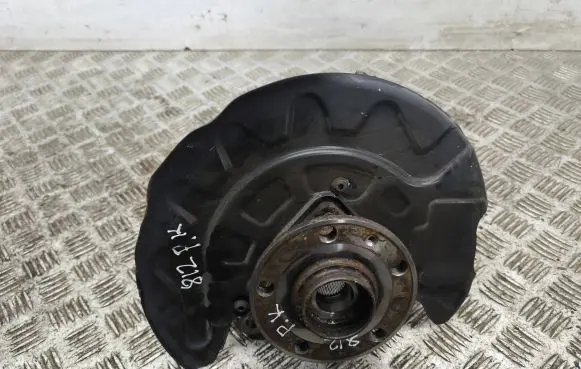 Volkswagen T-Roc Front wheel hub
