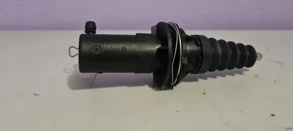 Ford Transit Clutch slave cylinder YC157A508AE 4077639