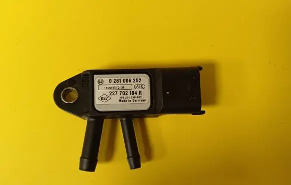 Renault Master II Air pressure sensor 227702184R 0281006252