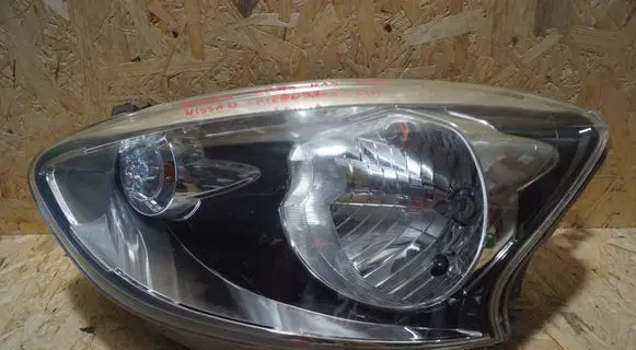 Nissan Micra Headlight/headlamp