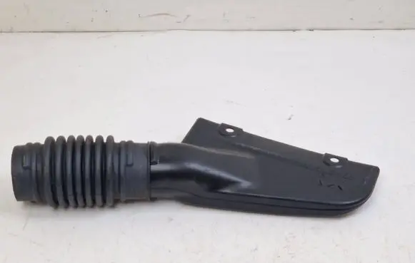 Mitsubishi Outlander Air intake duct part 1505A661