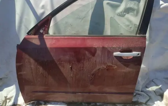 Subaru Forester SH Front door raudonos