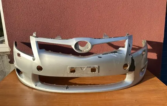 Toyota Auris 150 Front bumper 5211902A90