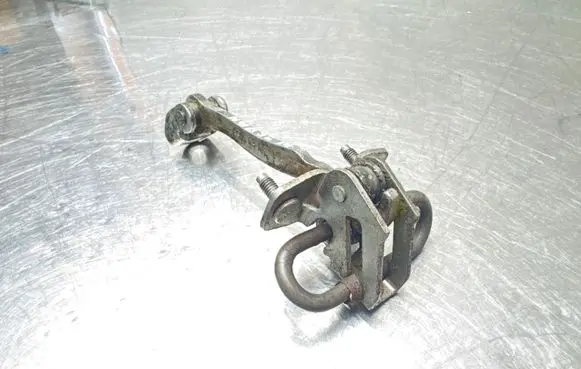 Opel Vectra C Rear door check strap stopper 09229751