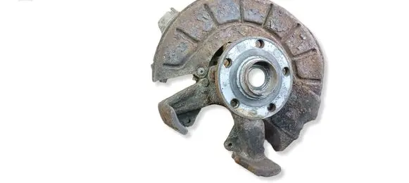 Volkswagen Golf V Front wheel hub 