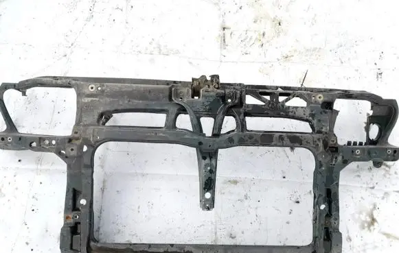 Volkswagen Polo III 6N 6N2 6NF Radiator support slam panel 701010081