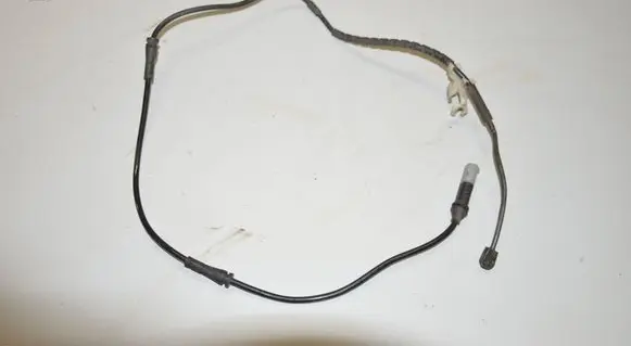 BMW 5 F10 F11 Brake pads wear sensor 6791958