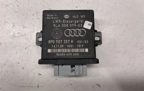Audi A6 S6 C6 4F Light module LCM 5LA00837903 8P0907357H