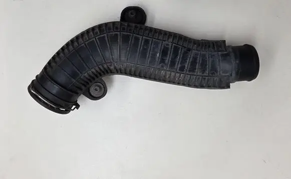 Volkswagen Golf VI Intercooler hose/pipe 1K0145840R