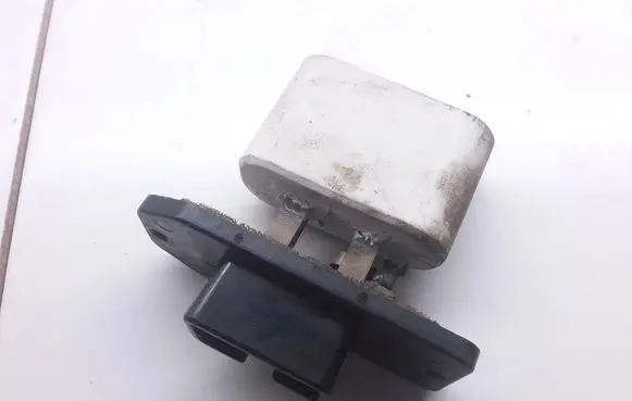 Toyota Avensis Verso Heater blower motor/fan resistor 