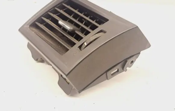Subaru Outback Cabin air duct channel T14275 SP14275