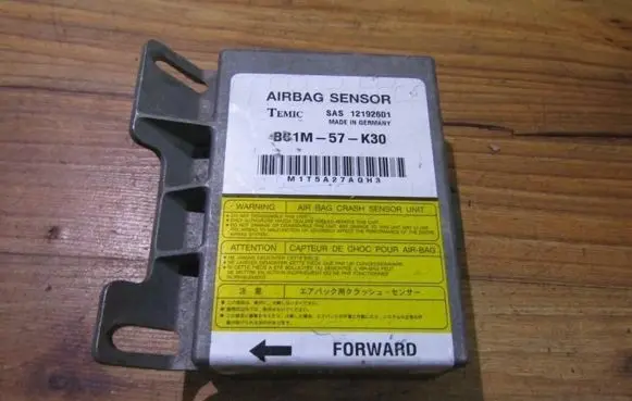 Mazda 323 Airbag control unit/module bc1m57k30 bc1m-57-k30