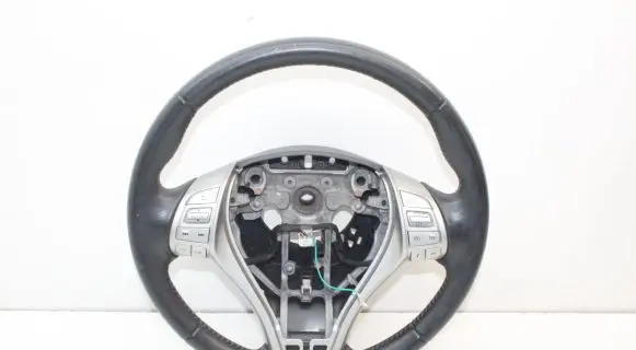 Nissan Qashqai Steering wheel 484304EM5B