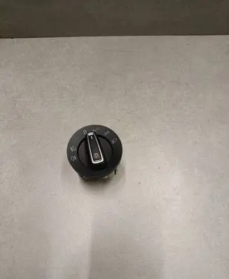 Light switch