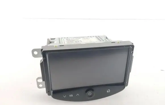 Chevrolet Trax Radio/CD/DVD/GPS head unit 95333729 688277334 7310500000000X