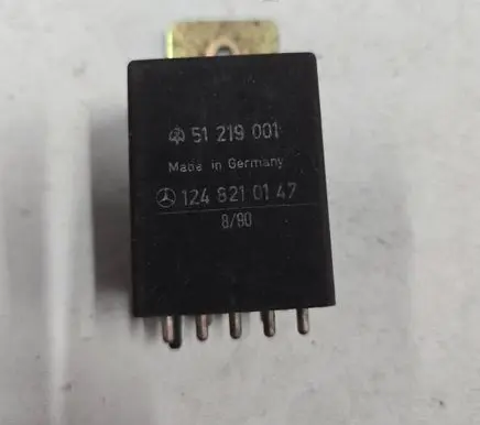 Mercedes-Benz E W124 Other relay 51219001 1248210147