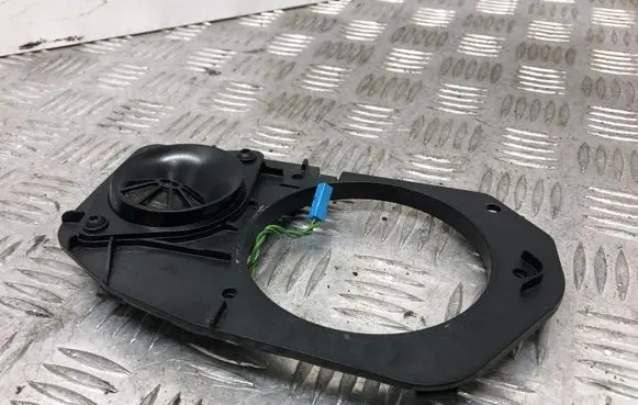 BMW 5 E60 E61 Parcel shelf speaker 