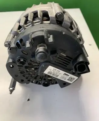 Skoda Superb B8 (3V) Generator/alternator 04L903021D 2715271C 119280339