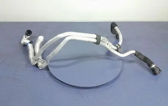 BMW X5 E53 Engine coolant pipe/hose 8596395