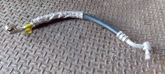 Dodge Durango Air conditioning (A/C) pipe/hose 68217212AB