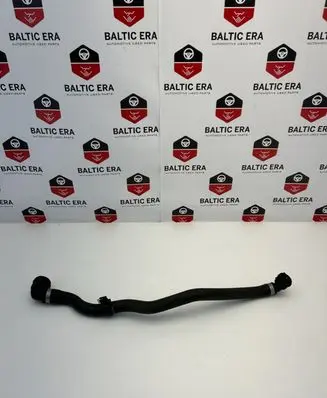BMW 4 F32 F33 Engine coolant pipe/hose 7624676