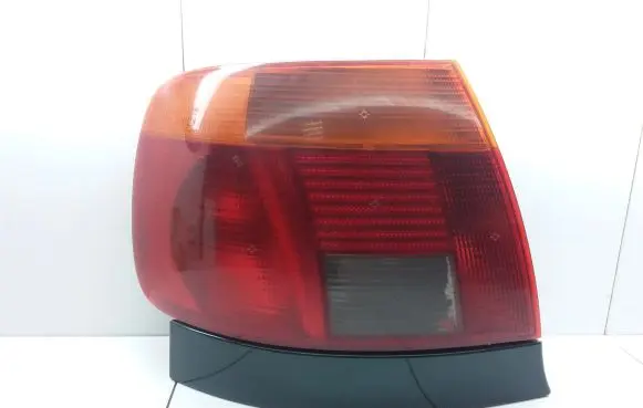 Audi A4 S4 B5 8D Rear/tail lights 8D0945095A 0144
