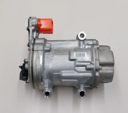 Nissan Leaf II (ZE1) Air conditioning (A/C) compressor (pump) 926005SA1A 0424000510