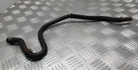 Engine coolant pipe/hose