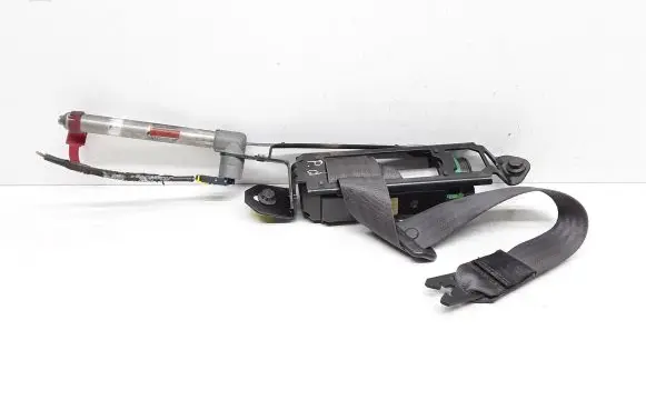 Volvo S60 Front seatbelt 30662993