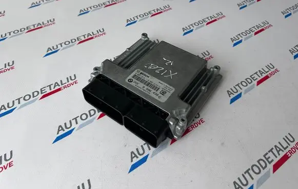 BMW 3 E90 E91 Engine control unit/module 8506438 8512498 13618506438