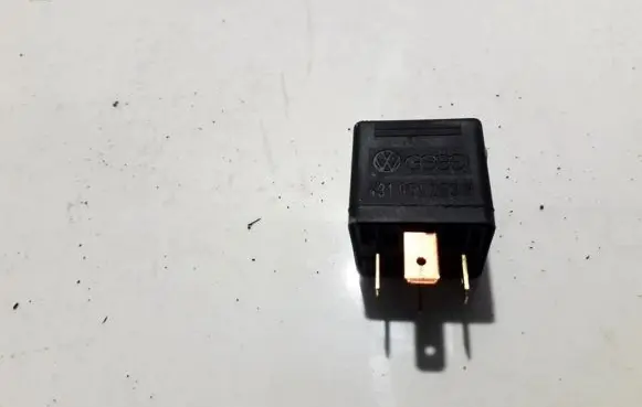 Audi A4 S4 B5 8D Other relay 431951253H 0332014156