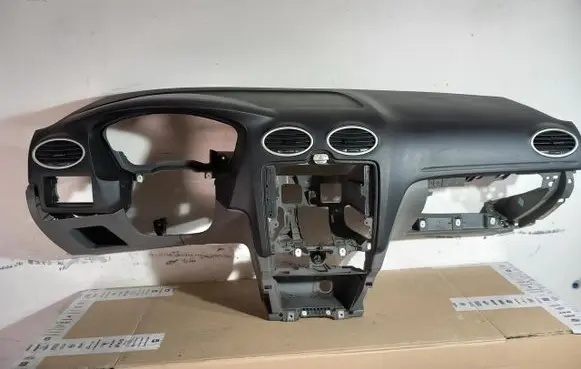 Ford Focus Dashboard