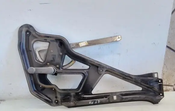 Volkswagen II LT Front door manual window regulator 