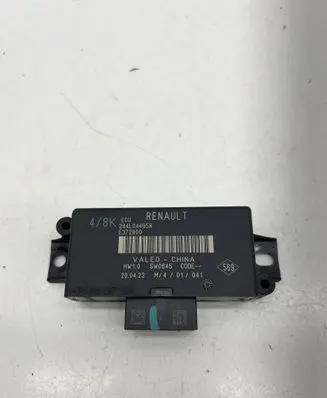 Renault Arkana Parking PDC control unit/module 284L04495R E372900