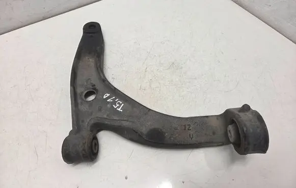 Volkswagen Transporter - Caravelle T5 Front lower control arm/wishbone 